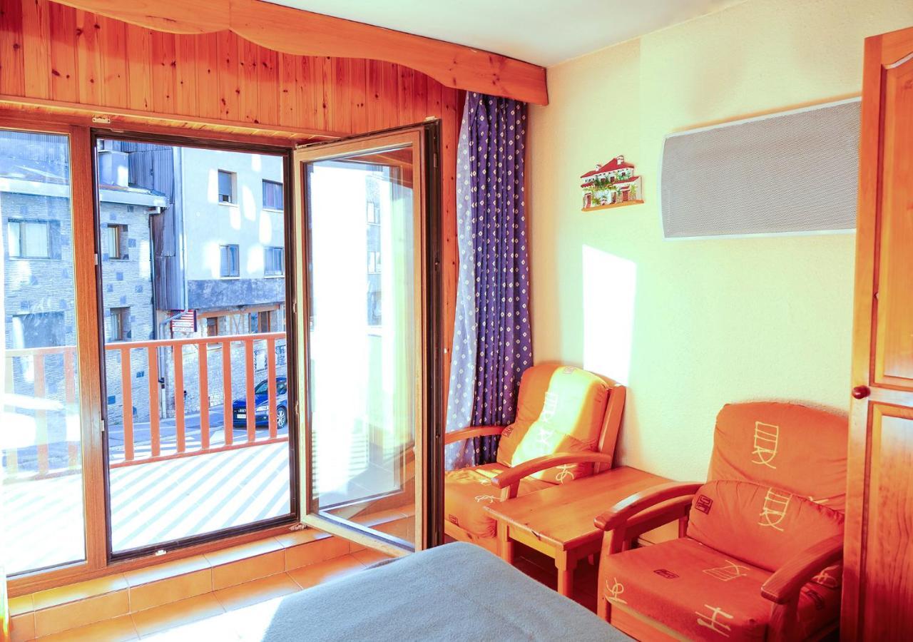 Appartamento Kione Calgary Pas De La Casa Esterno foto